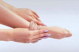 カジュアルシューズならあしながおじさんの通販で